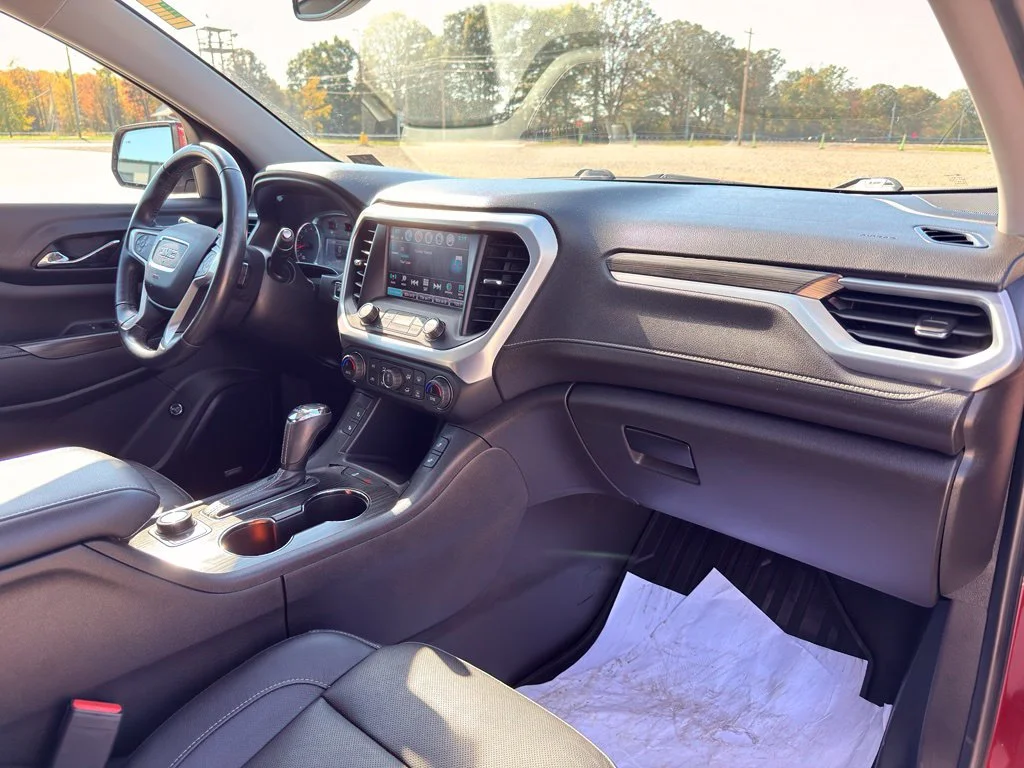 Used 2017 Red GMC SLT-1 image 32