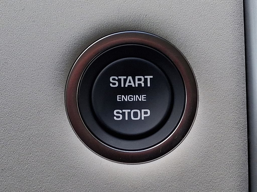 2026 Land Rover Discovery S - Photo 11