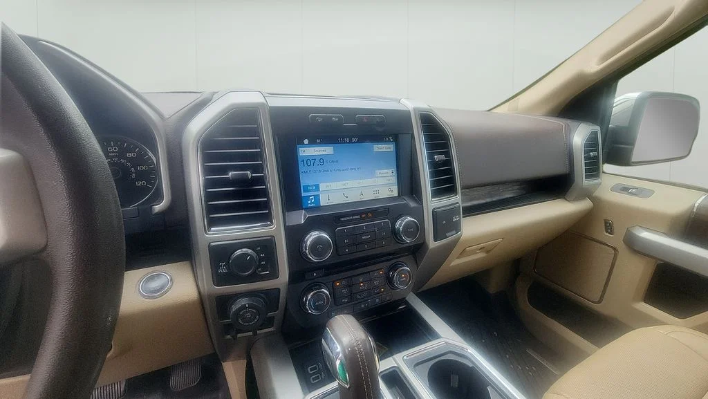 Used 2018 Silver Ford Lariat image 16