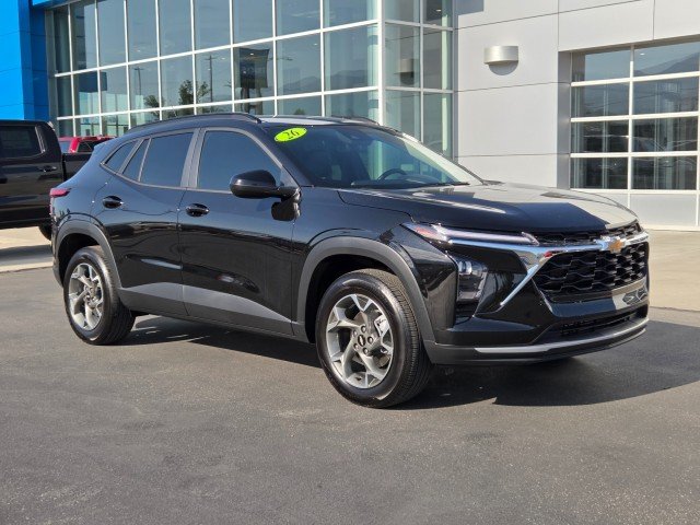 Used 2026 Mosaic Black Metallic Chevrolet LT image 3