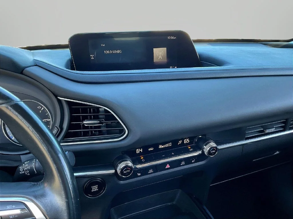 Used 2020 Red Mazda Preferred image 9