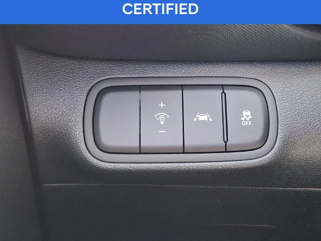 Used 2022 Blue Hyundai SE image 24
