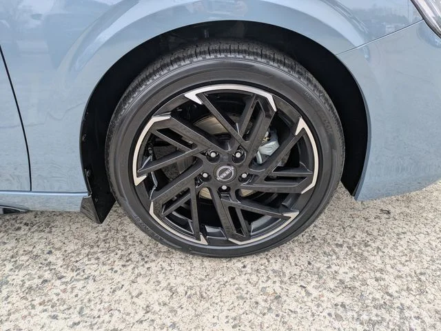 New 2026 Atlantic Gray Metallic Nissan SR image 11