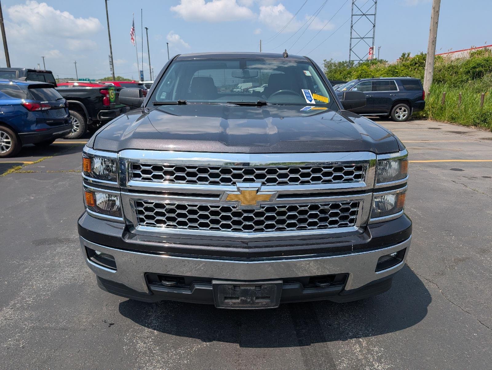 Used 2014 Tungsten Metallic Chevrolet LT image 2