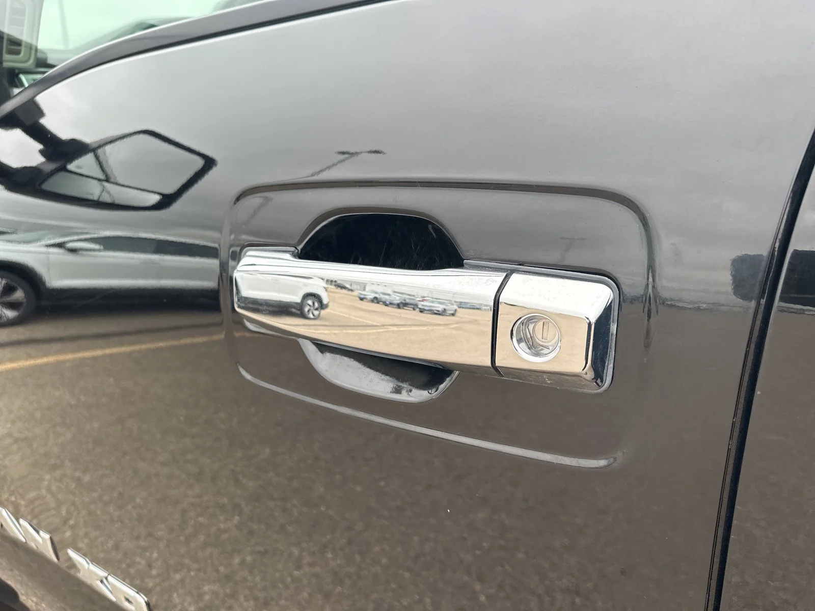 Used 2017 Black Nissan SV image 14