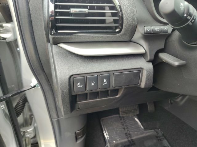 New 2026 Gray Mitsubishi ES image 12