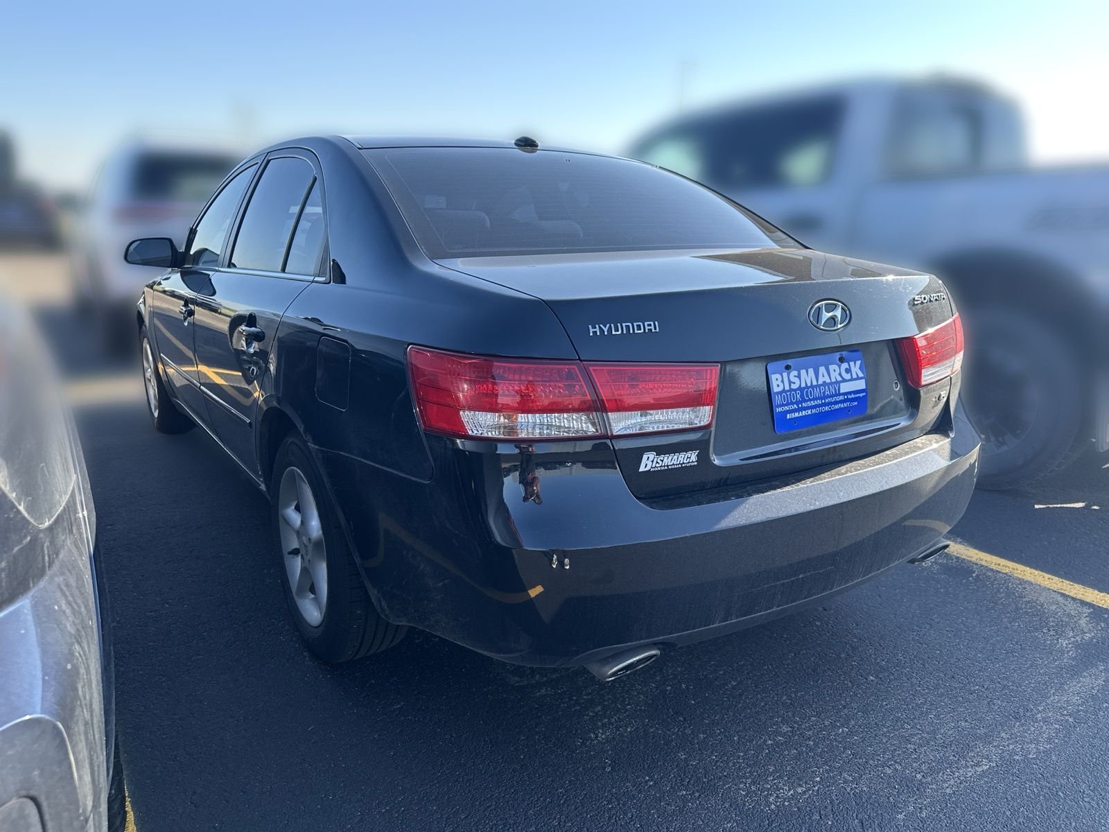 Used 2008 Black Hyundai GLS V6 image 4