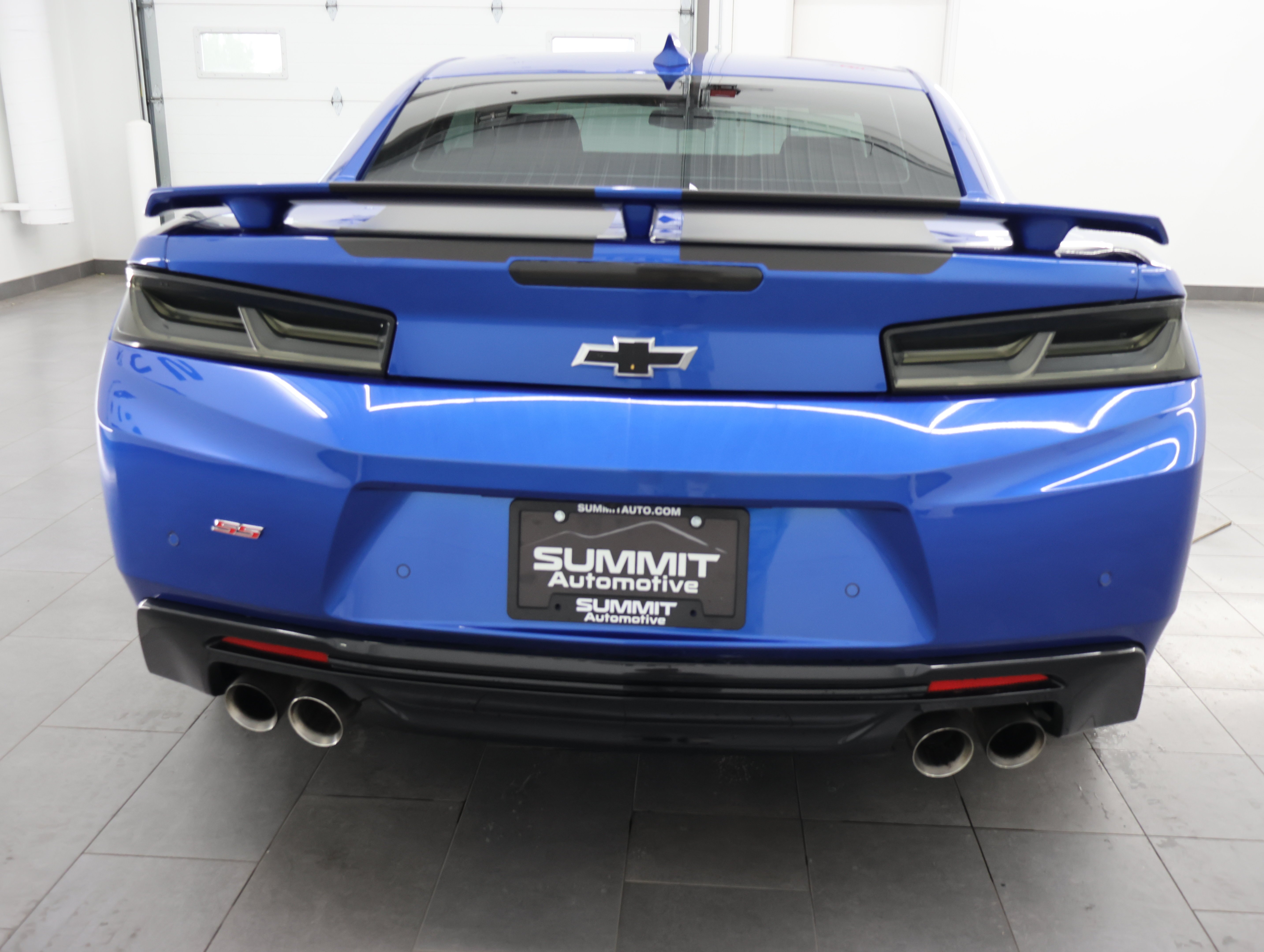 Used 2017 Hyper Blue Metallic Chevrolet 2SS Coupe: 2SS-AUTO-NAV-MOON-LIKE NEW TIRES-HEAT/COOL SEATS- image 30