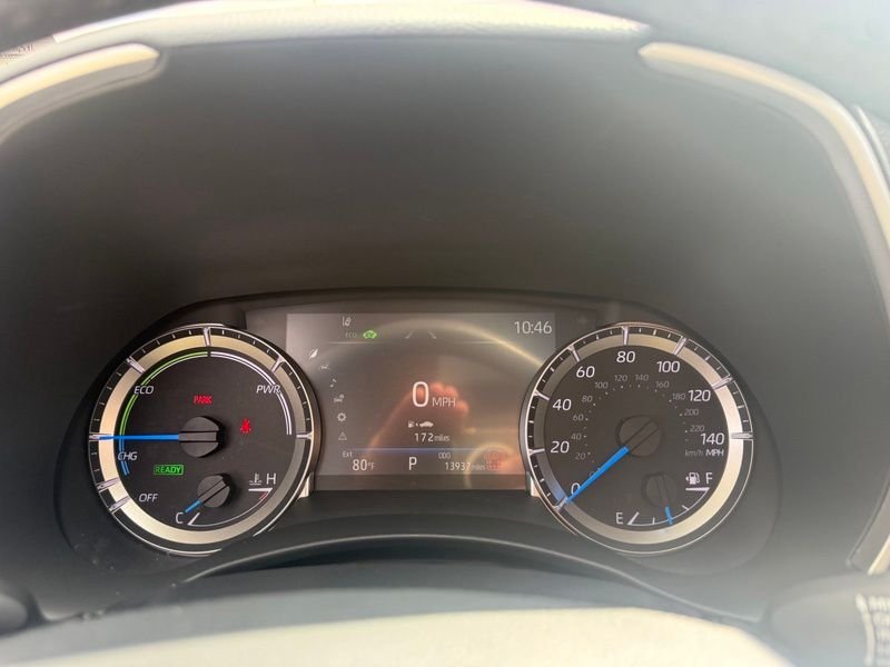 Used 2024  Toyota XLE image 9