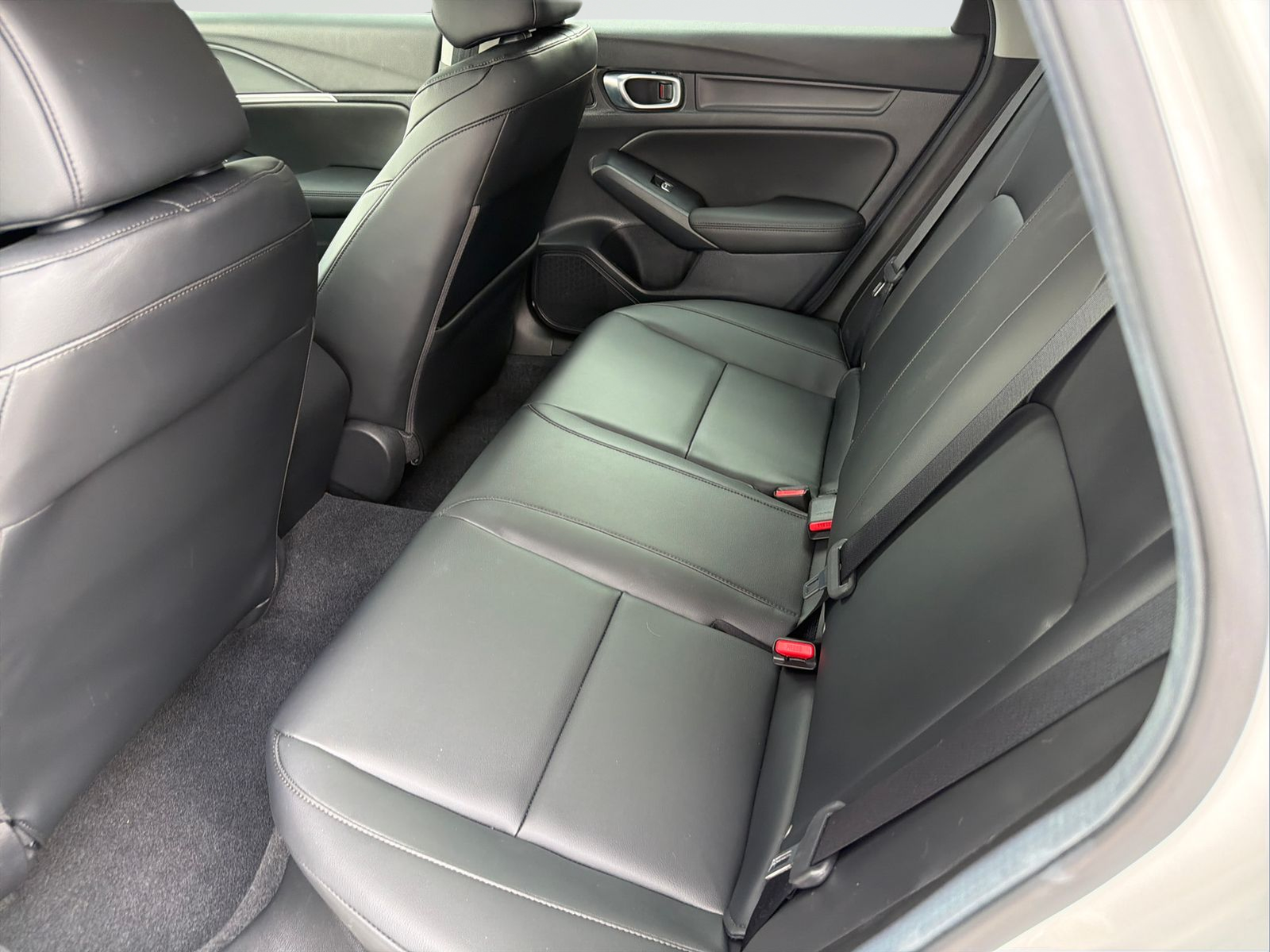 Used 2024 Platinum White Pearl Acura Base image 30