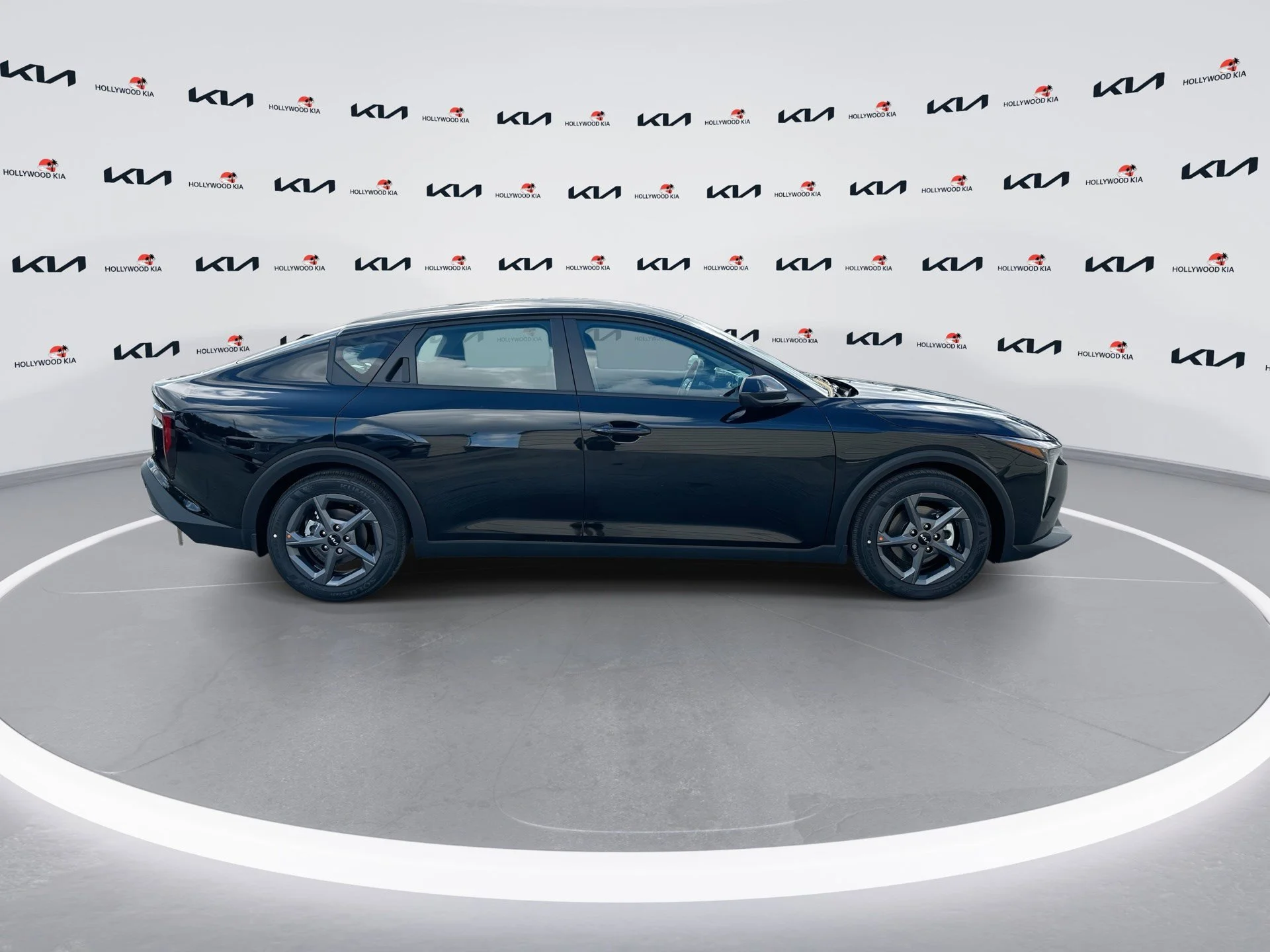 New 2026 Aurora Black Pearl Kia LXS image 9