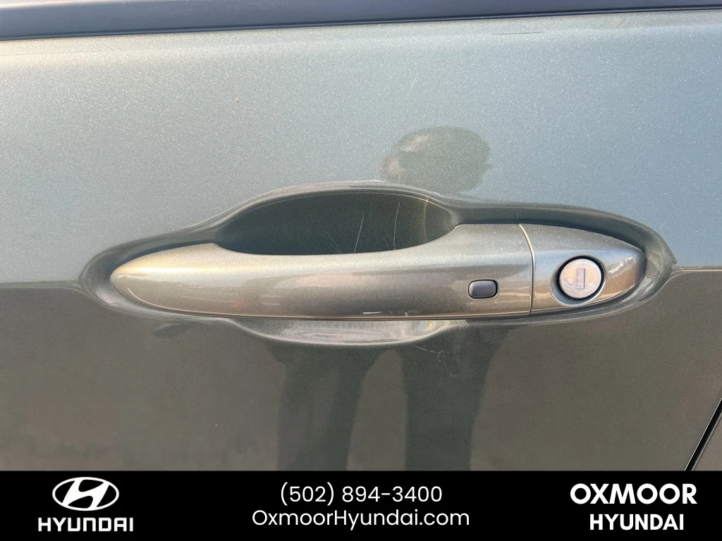 Used 2021 Olive Green Pearlcoat Jeep Latitude image 6