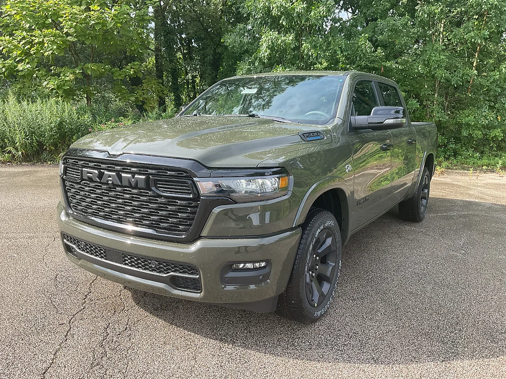 New 2026 Tank RAM Big Horn Crew Cab 4x4 5