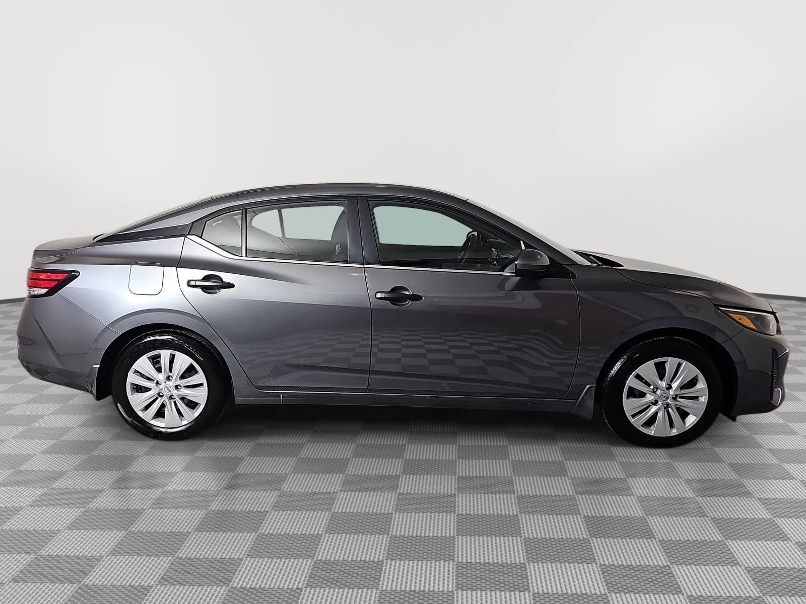 Used 2025 Gray Nissan S image 9