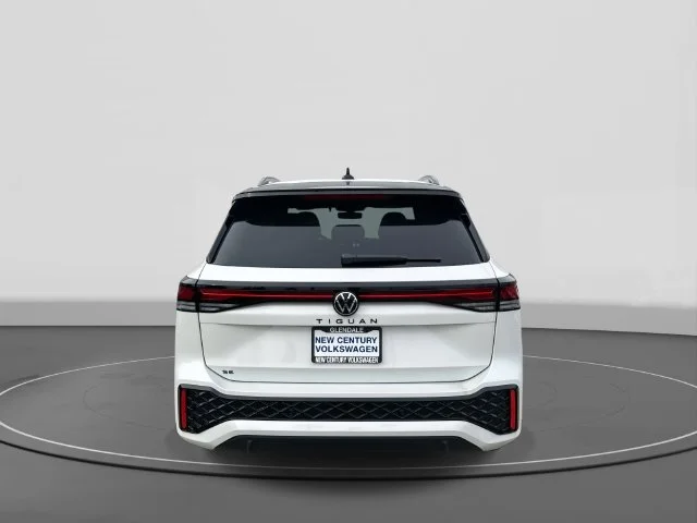2026 Volkswagen Tiguan photo 4