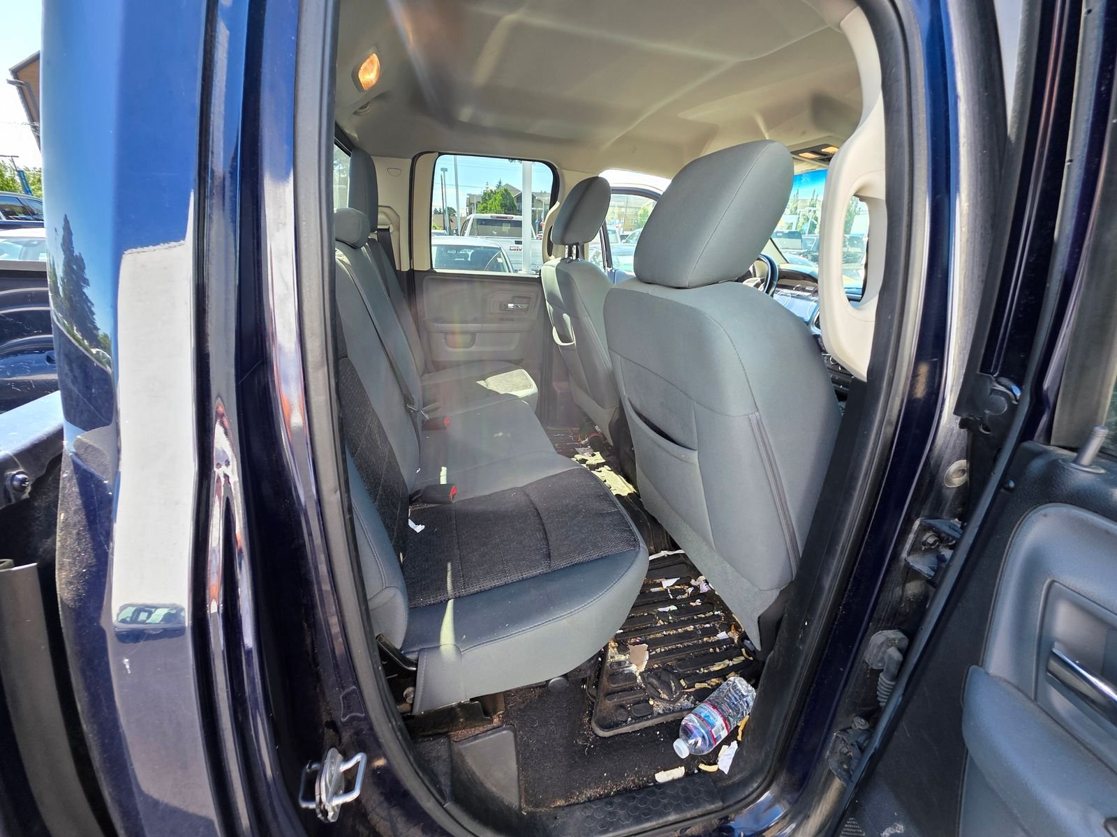 Used 2013 True Blue Pearlcoat Ram SLT image 14
