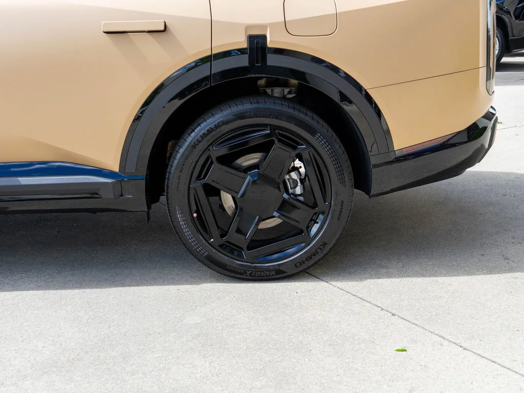 New 2027 Terrain Brown Matte Kia X-Line EX image 33