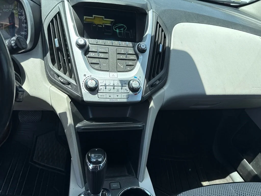 Used 2016 Black Chevrolet LT image 13