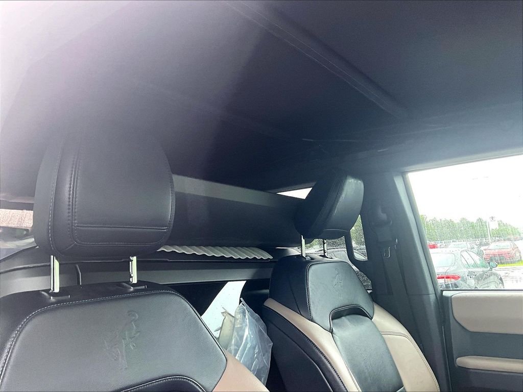 Used 2021 Gray Ford Wildtrak image 19