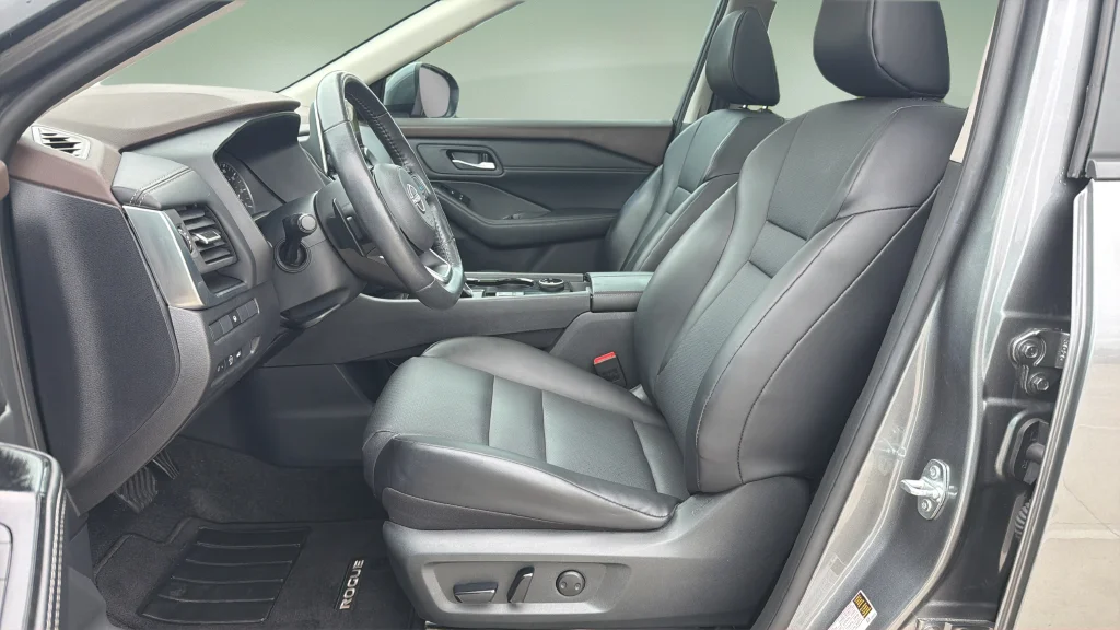 Certified Used 2023 Gun Metallic Nissan SV image 21