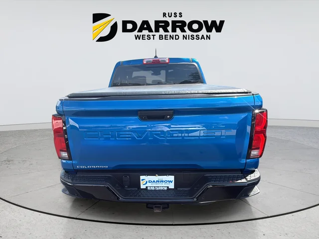 Used 2023 Blue Chevrolet Z71 image 4