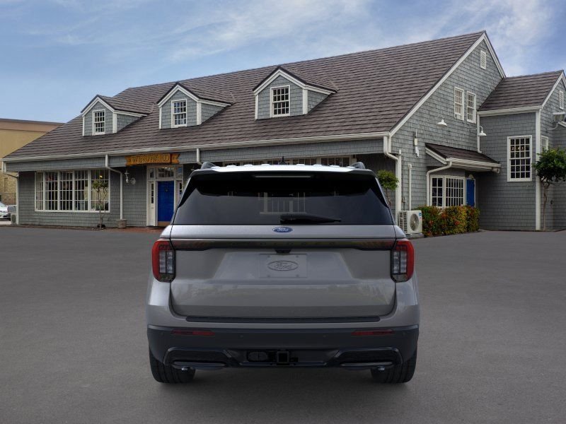 Used 2026 Carbonized Gray Metallic Ford ST-Line image 5