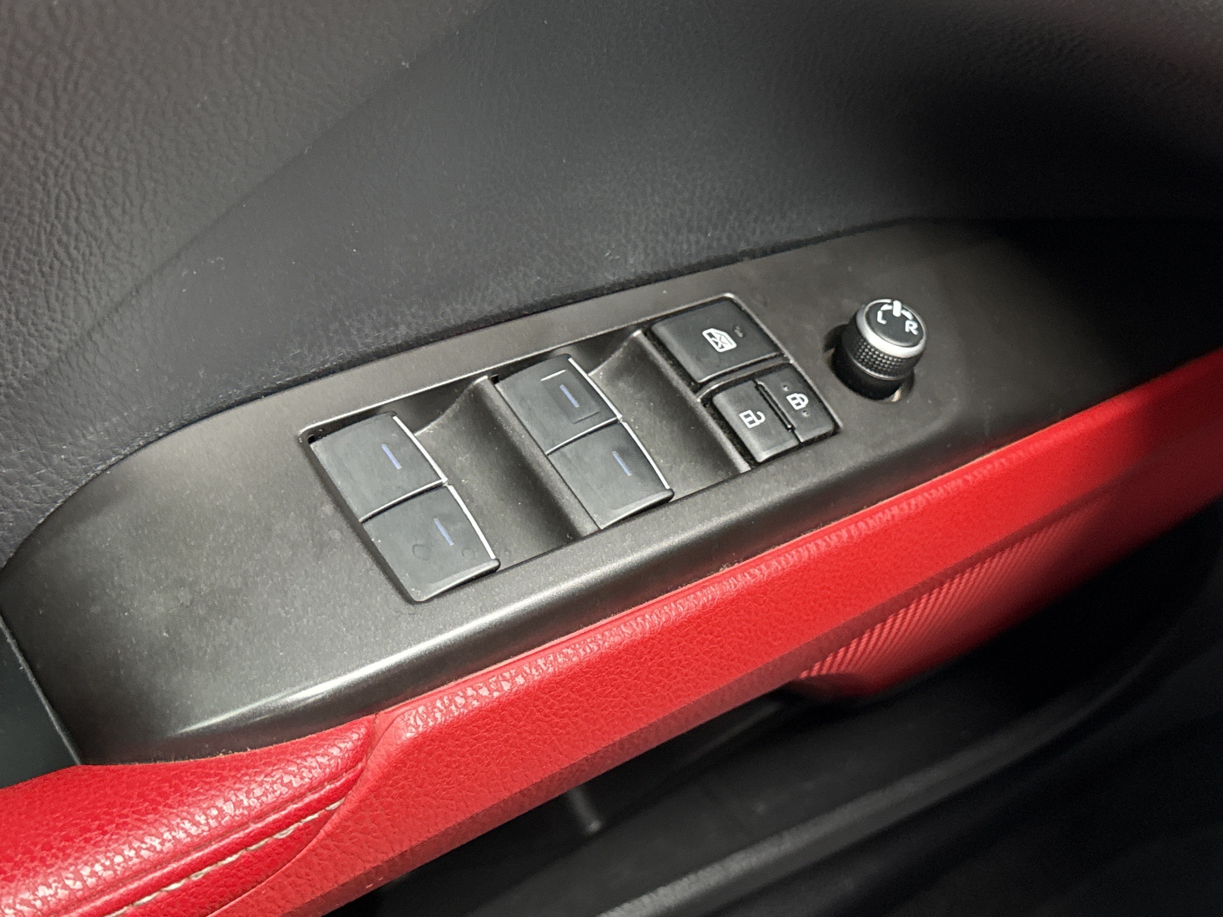 Used 2023 Wind Chill Pearl/Midnight Black Metallic Toyota XSE image 17