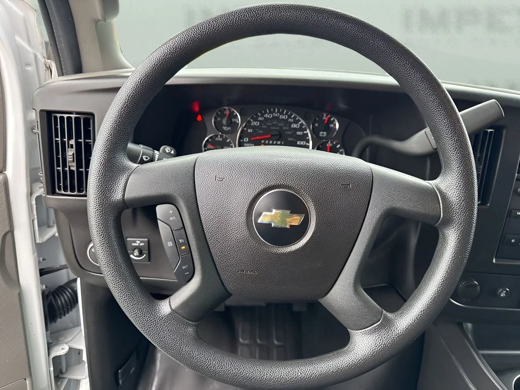Used 2024 White Chevrolet Work Van image 10