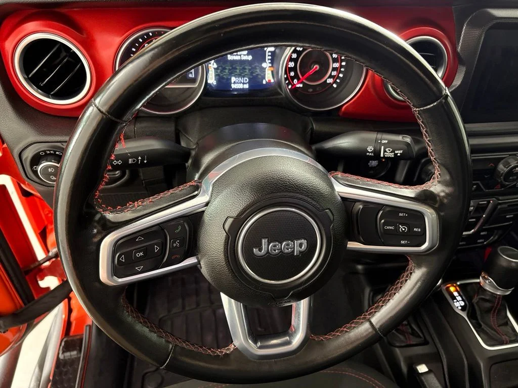 Used 2020 Orange Jeep Rubicon image 33