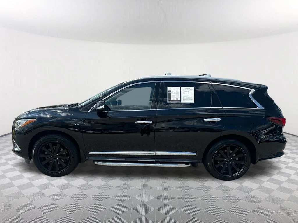 Used 2020 Black INFINITI LUXE image 8