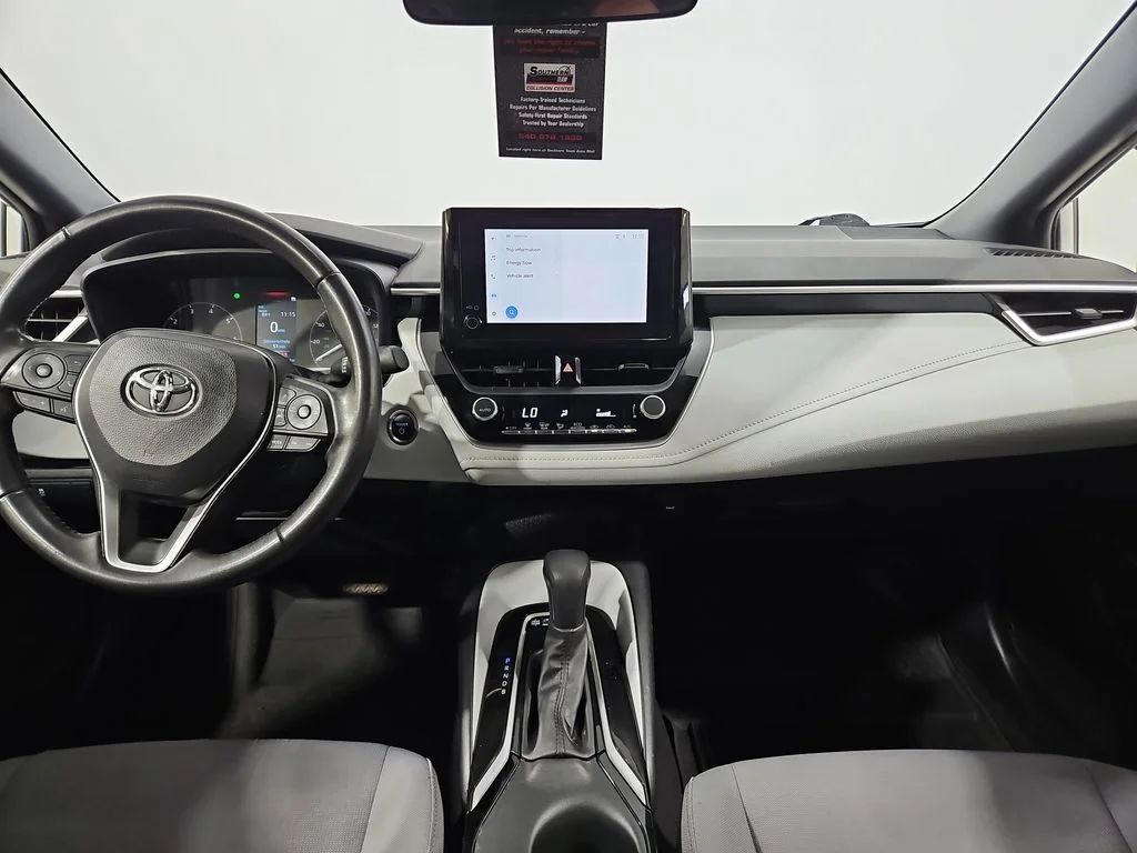 Used 2024 Pearl Toyota SE image 13