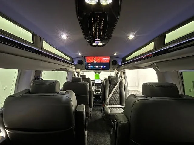 New 2026 Silver Ford Explorer Limited SE image 3
