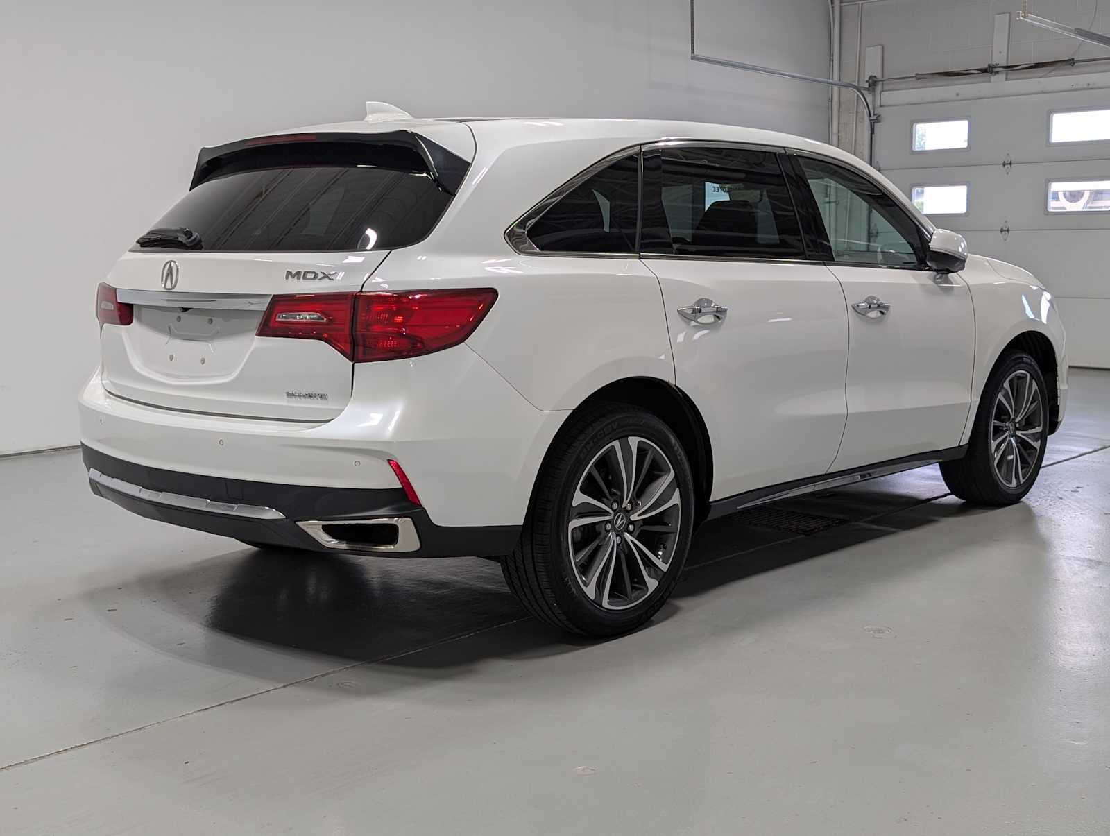 Used 2020 Platinum White Pearl Acura w/Technology Pkg image 8