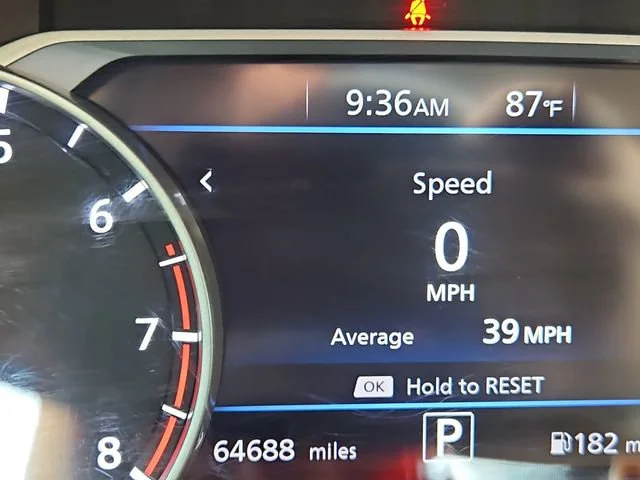 Used 2022  Nissan SR image 24