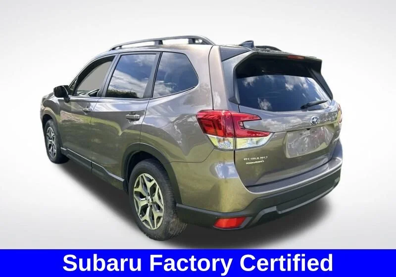 Used 2024 Brown Subaru Premium image 4