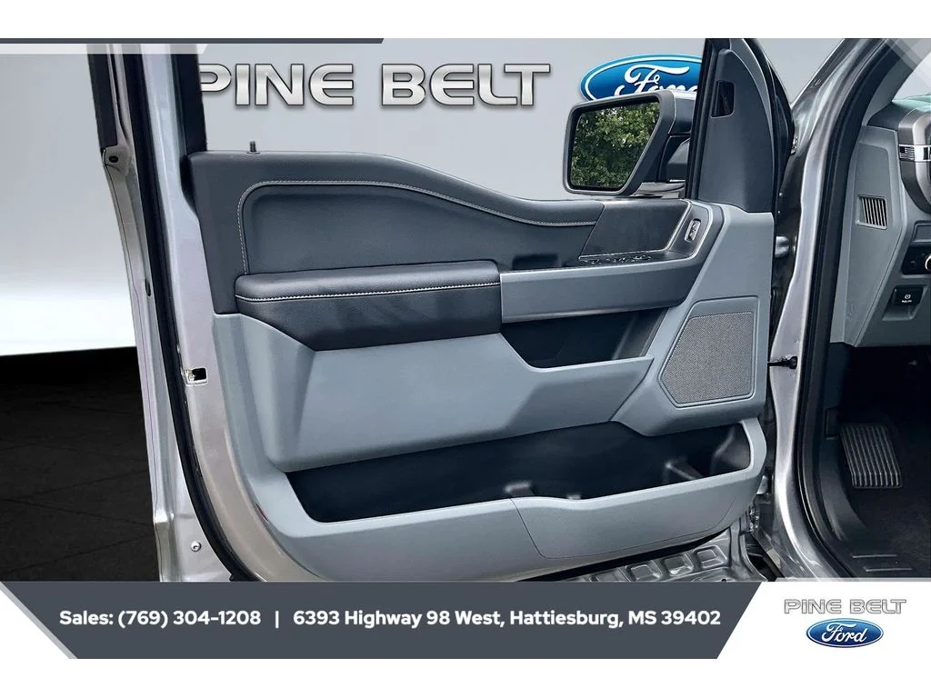 New 2026 Iconic Silver Metallic Ford XLT image 18
