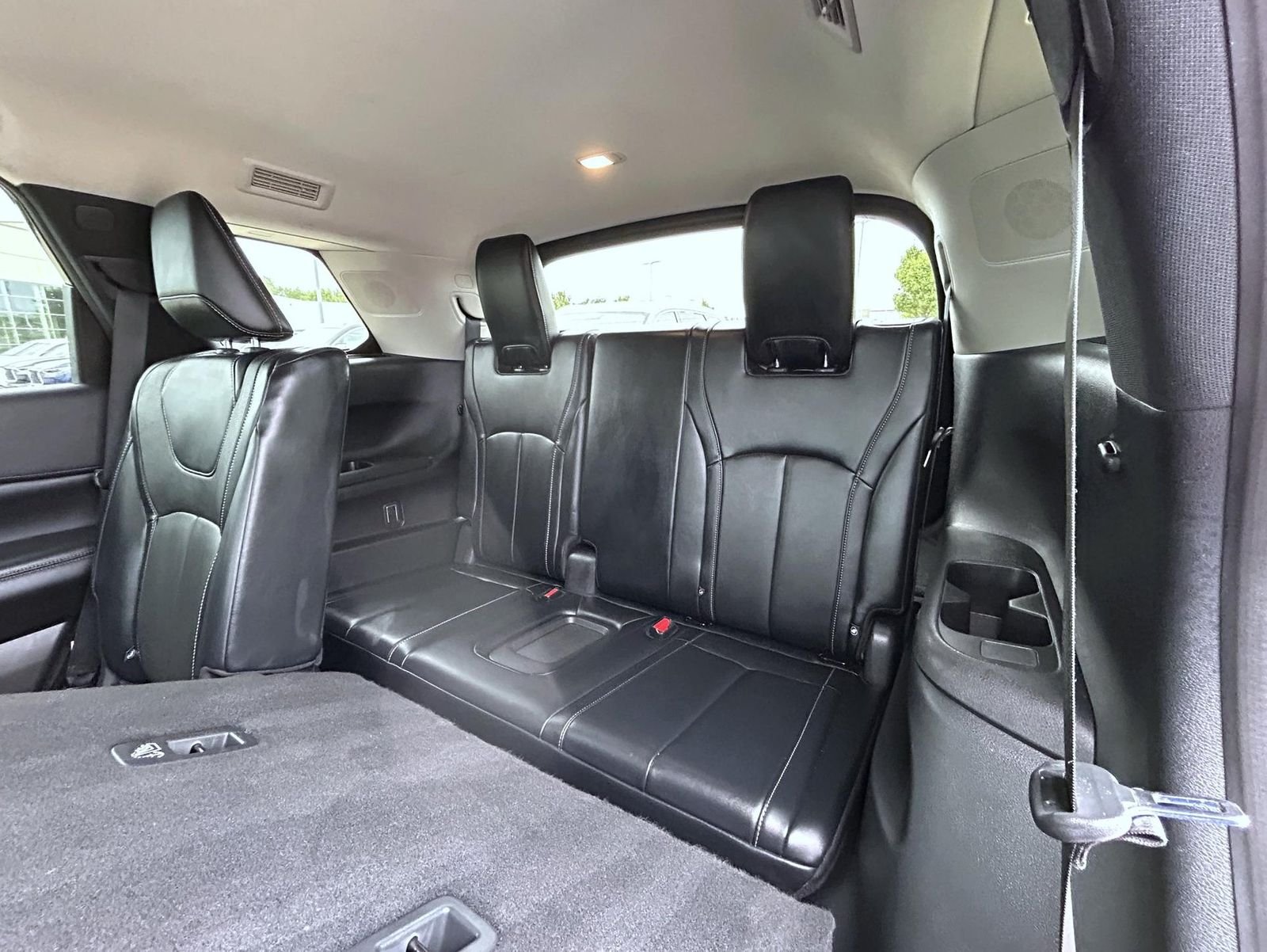 Certified Used 2023 Black INFINITI LUXE image 20