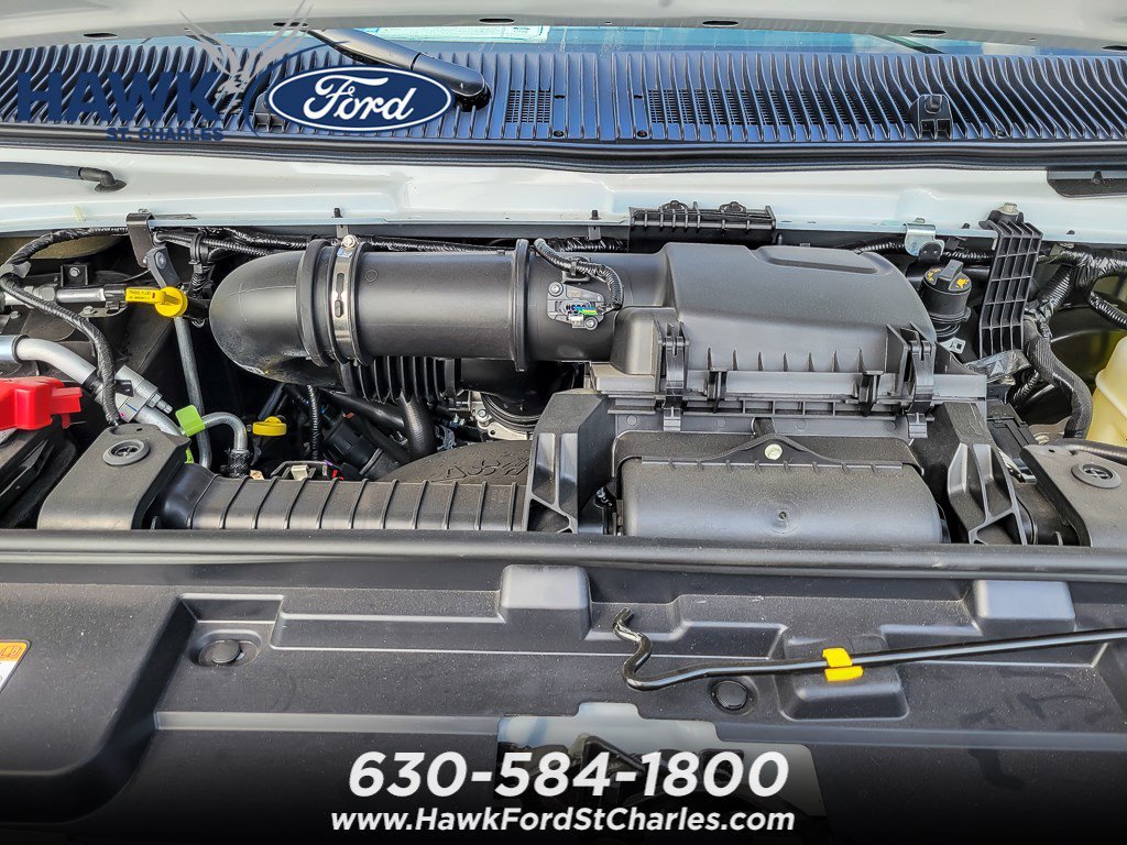 New 2027 Oxford White Ford E-350 SRW image 15