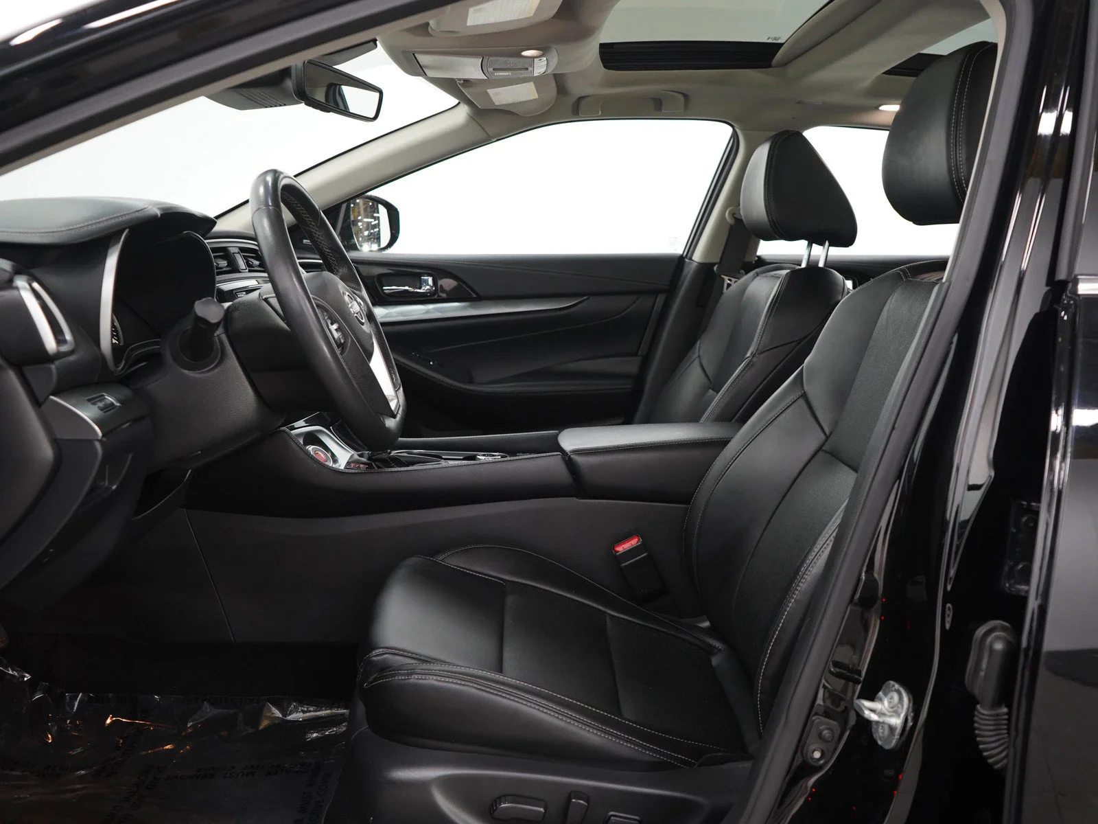 Used 2023 Black Nissan SV image 22