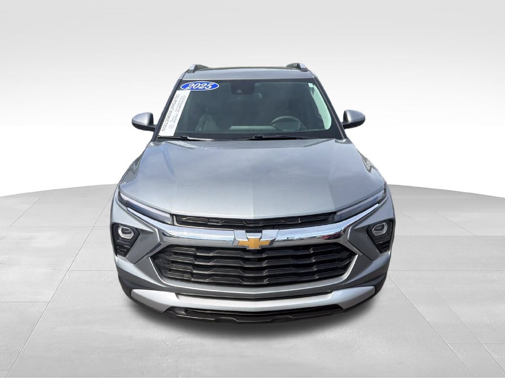 Used 2025 Gray Chevrolet LT image 8
