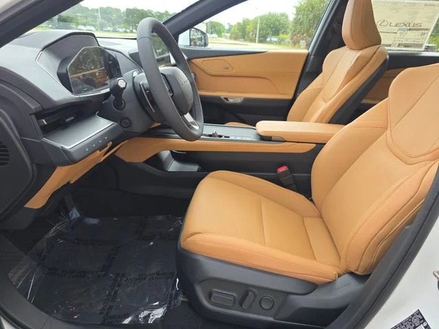 New 2026 Ultra White Lexus PREMIUM PLUS image 22