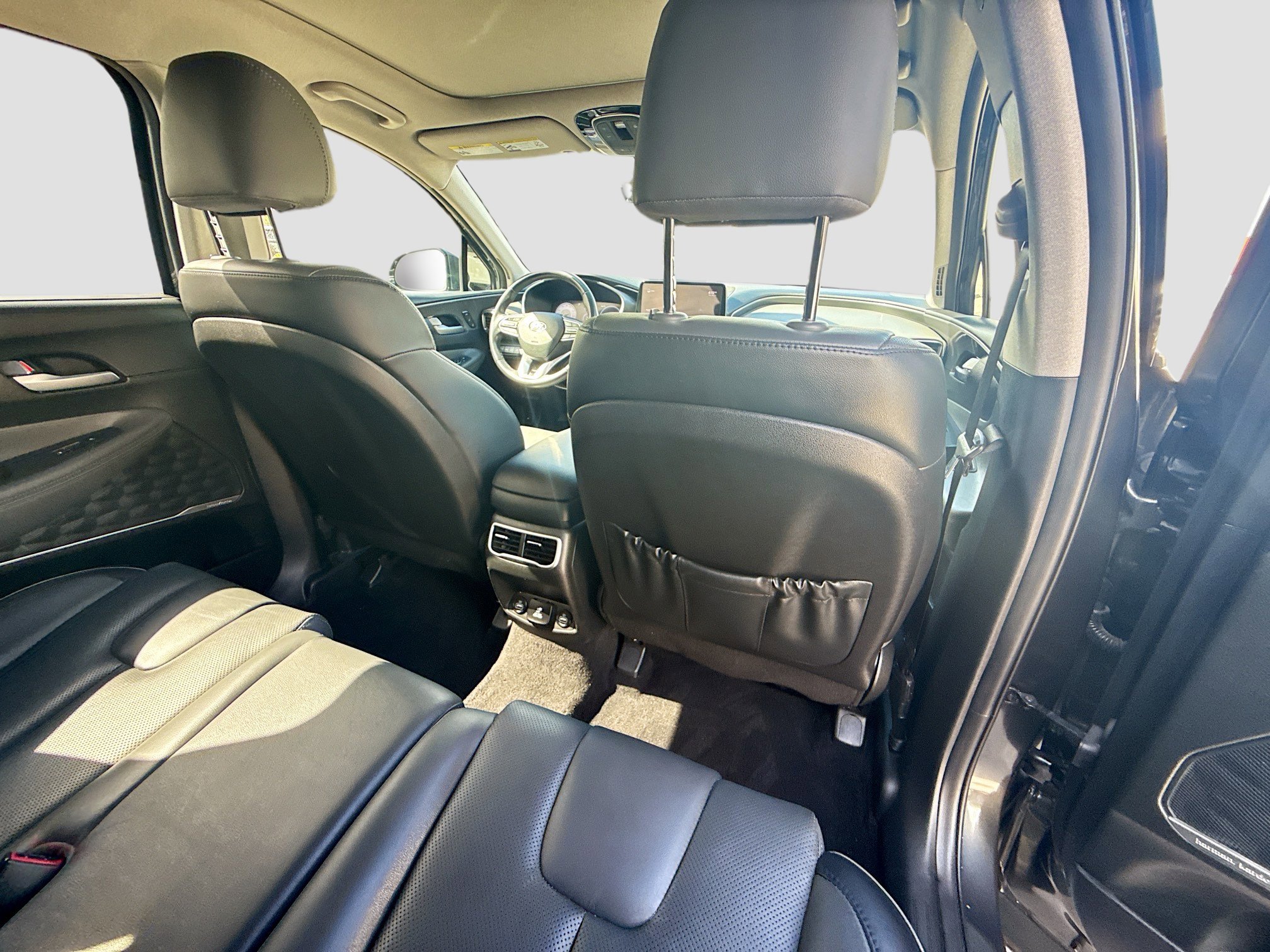 2022 Hyundai Santa Fe Limited - Photo 27