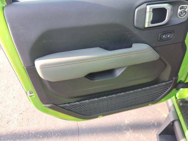Used 2025 Mojito Jeep Mojave image 10
