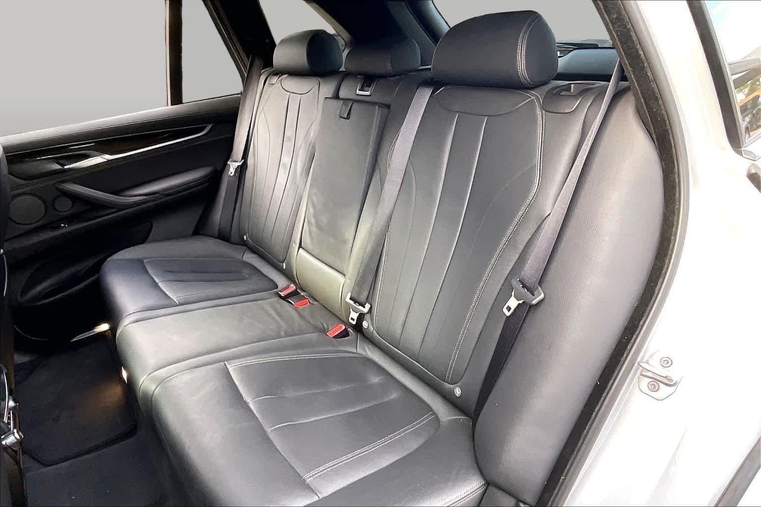 Used 2017 Mineral White Metallic BMW xDrive35i image 21