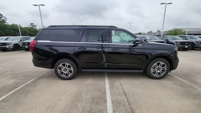 New 2026 Agate Black Metallic Ford Active image 10