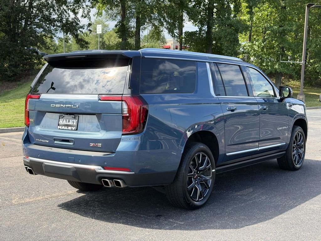 Used 2025 Blue GMC Denali image 20