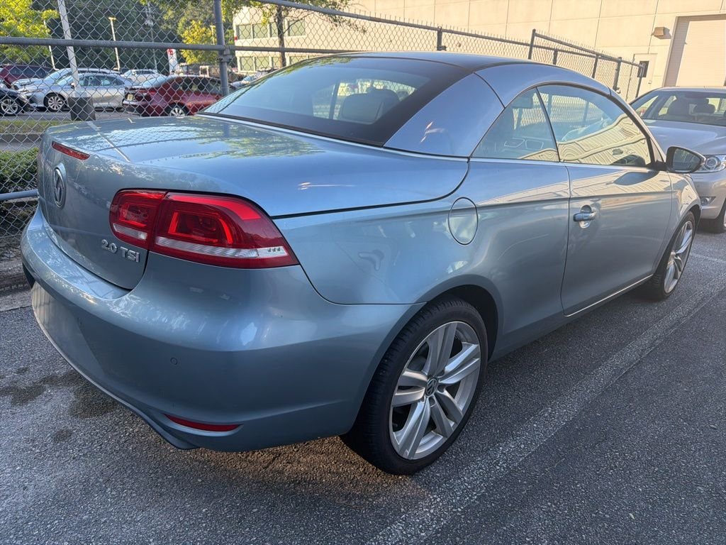 Used 2012  Volkswagen Executive Edition image 3