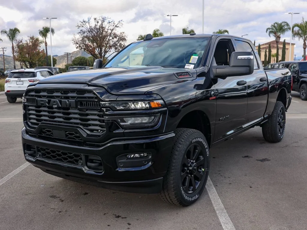 New 2026 Diamond Black Crystal Pearl-Coat Exterior Paint RAM Big Horn Night Edition image 9