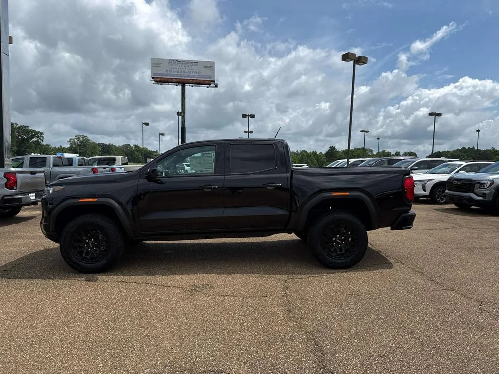 New 2026 Onyx Black GMC Elevation image 8