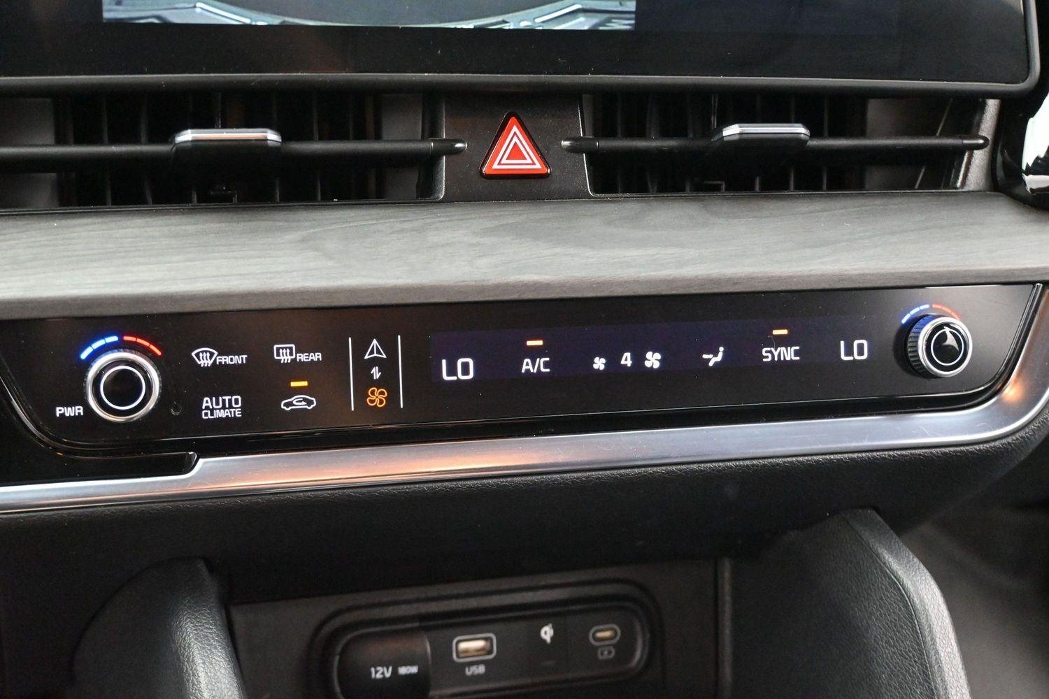 Used 2024 Sapphire Blue Kia X-Line image 24